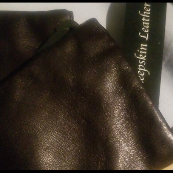 Leather gloves - Picture 2 of 3